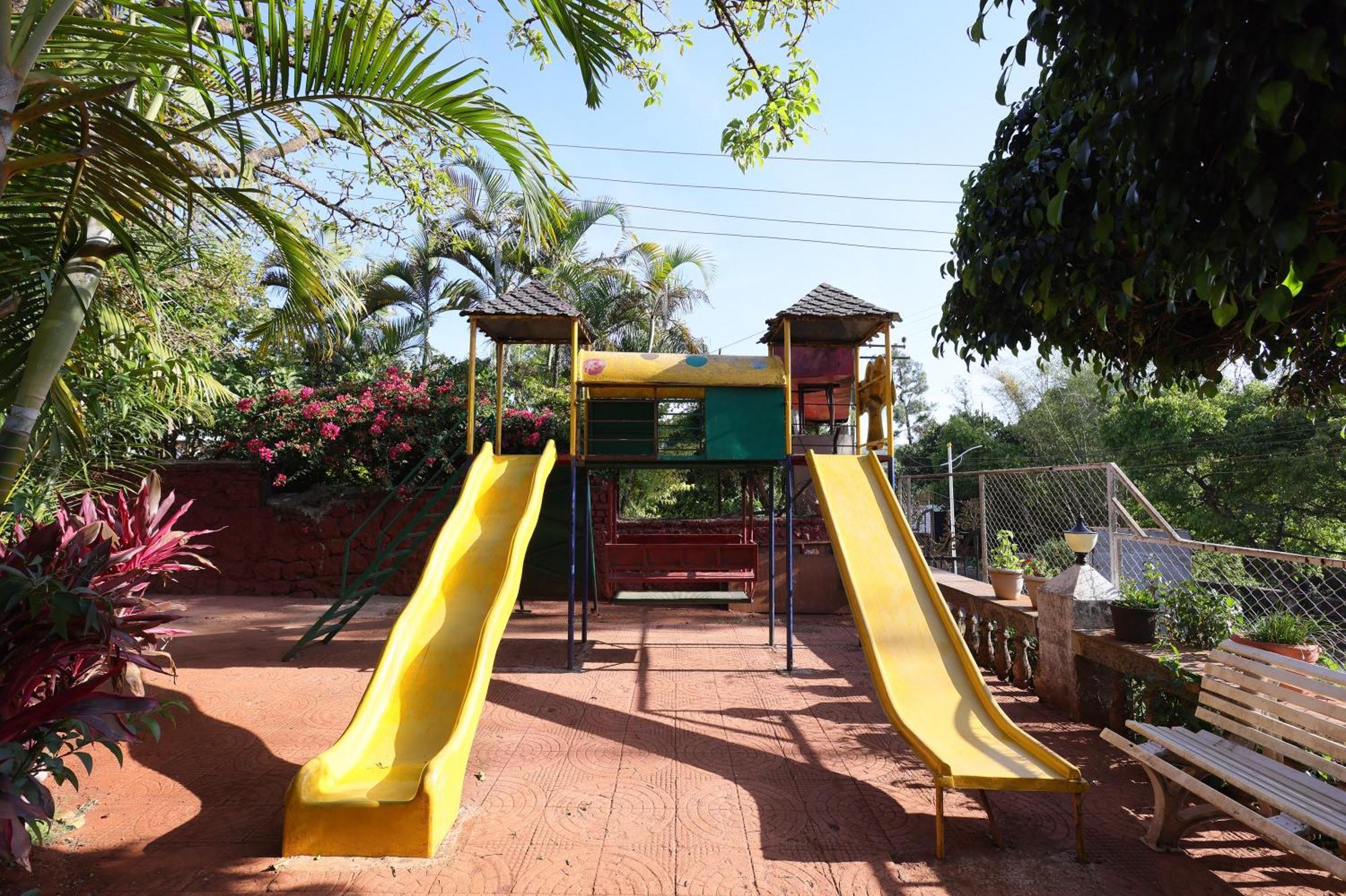 Hotel King Garden Mahābaleshwar Exterior foto