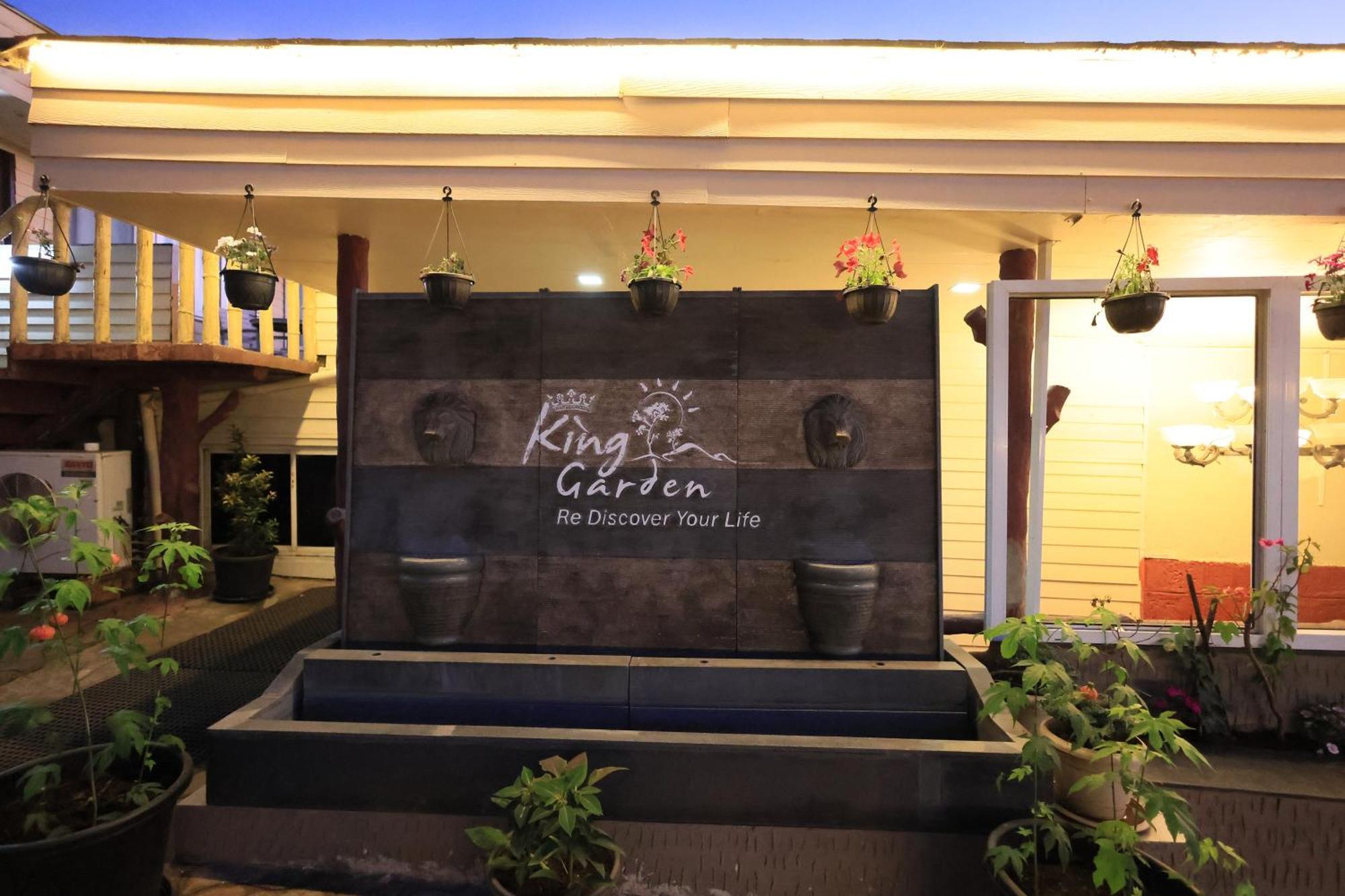 Hotel King Garden Mahābaleshwar Exterior foto